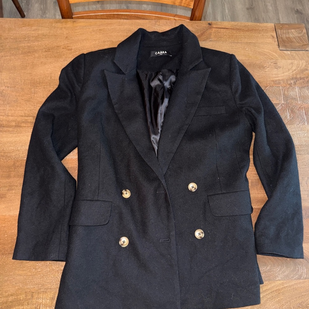 Caara Black Double-Breasted Tailored Blazer